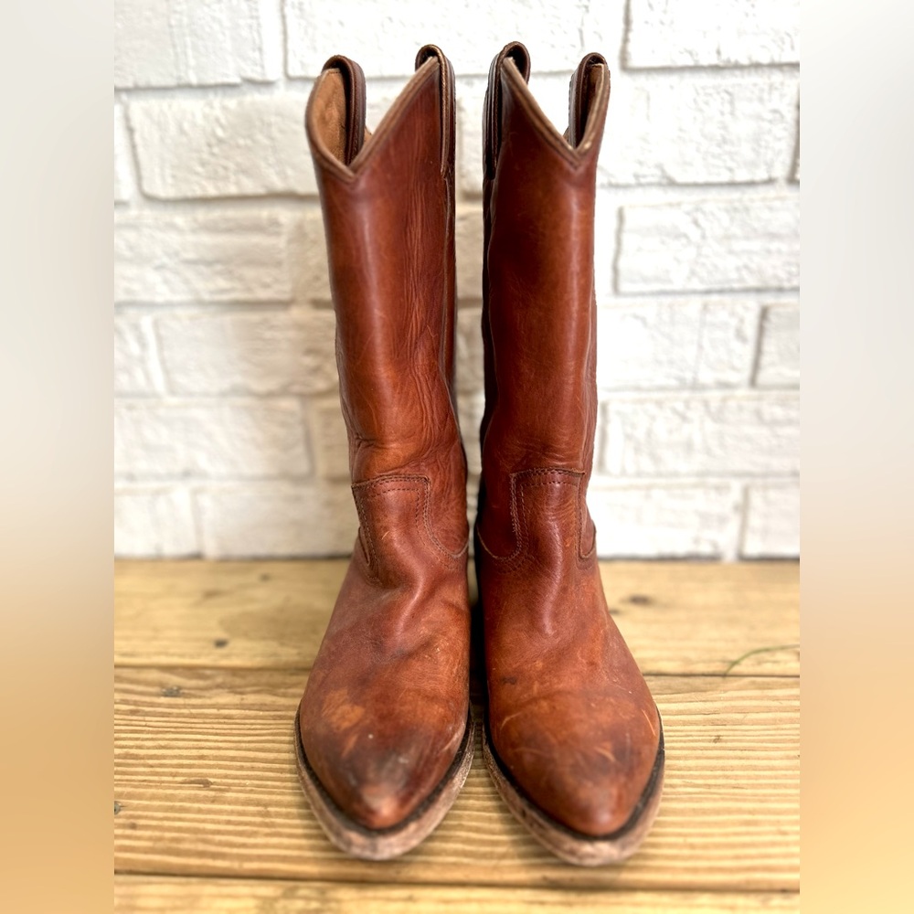 FRYE Brown Leather Women’s Western Cowgirl Boots- size 6.5
